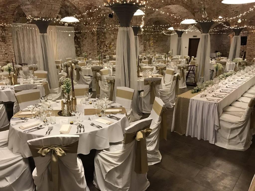 Hotel Sladovna سيرنا هورا المظهر الخارجي الصورة